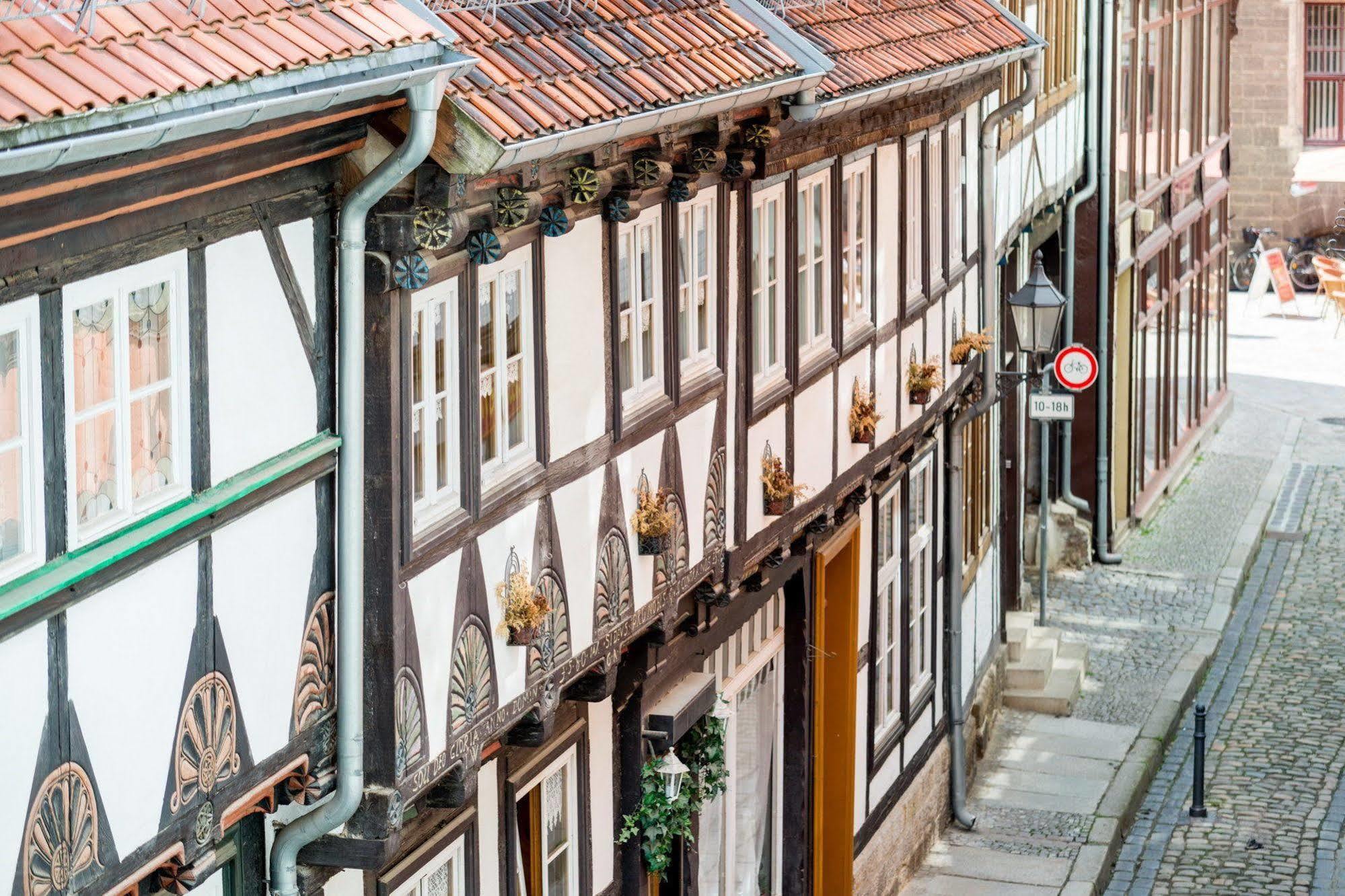 Apartmenthaus Im Stieg Quedlinburg Exterior foto